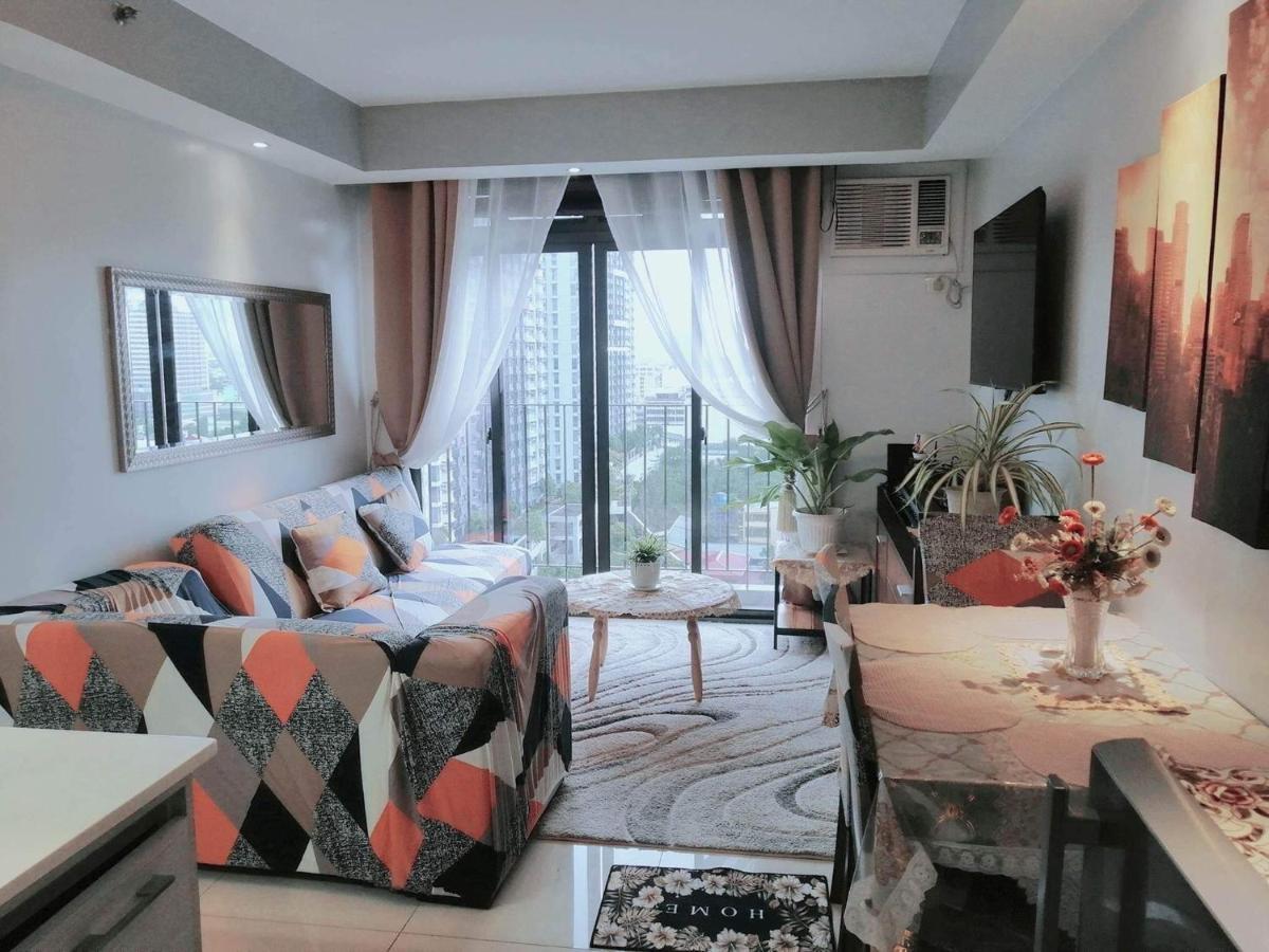 Apartment 2 Bedroom Portovita Tower 12-a Manila