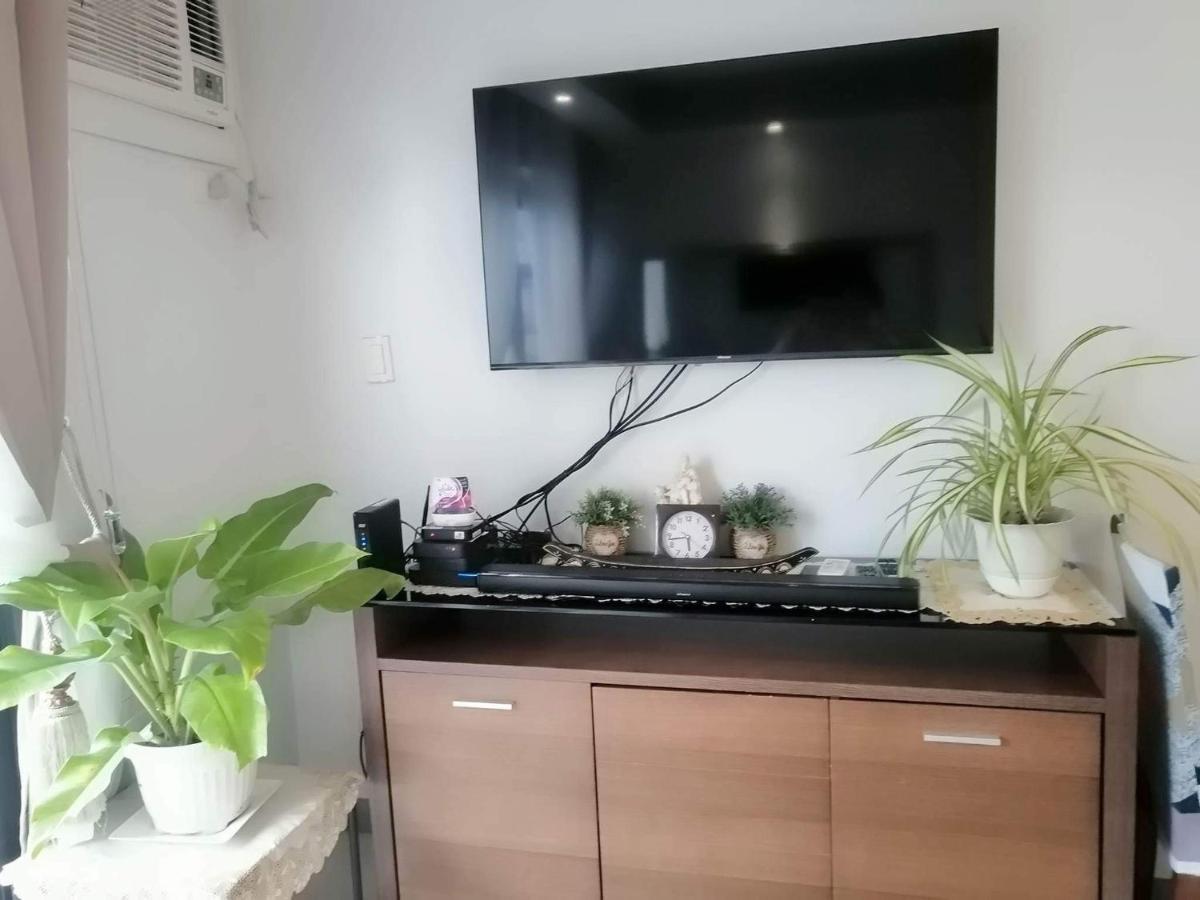 Apartment 2 Bedroom Portovita Tower 12-a Manila